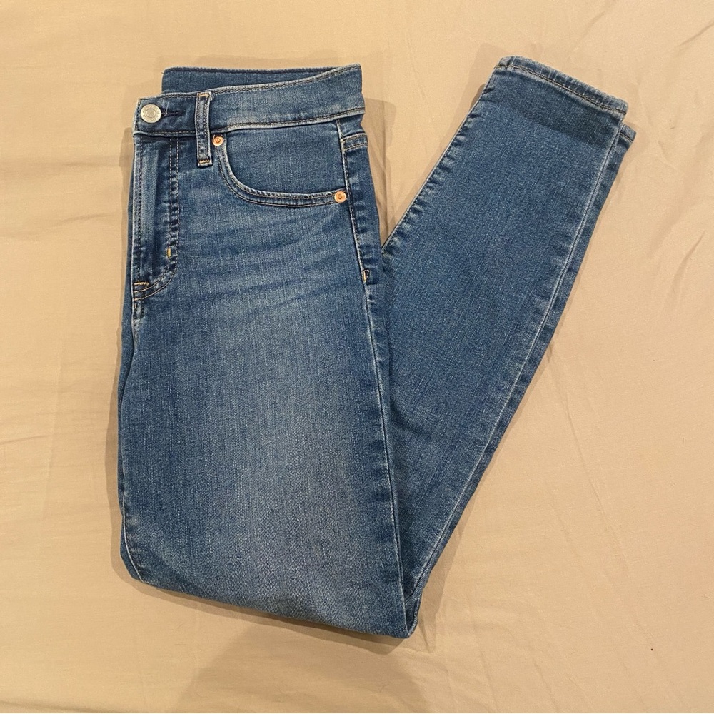 GAP True Skinny High Rise Jeans